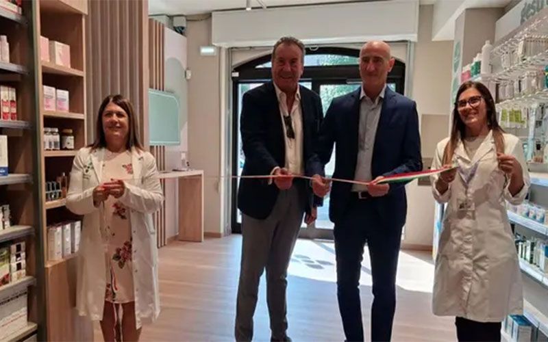 Farmacia di viale Mazzini dopo i lavori di restyling diventa “polo della salute”